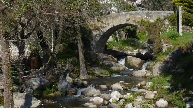 Puente Romano de Piedralaves